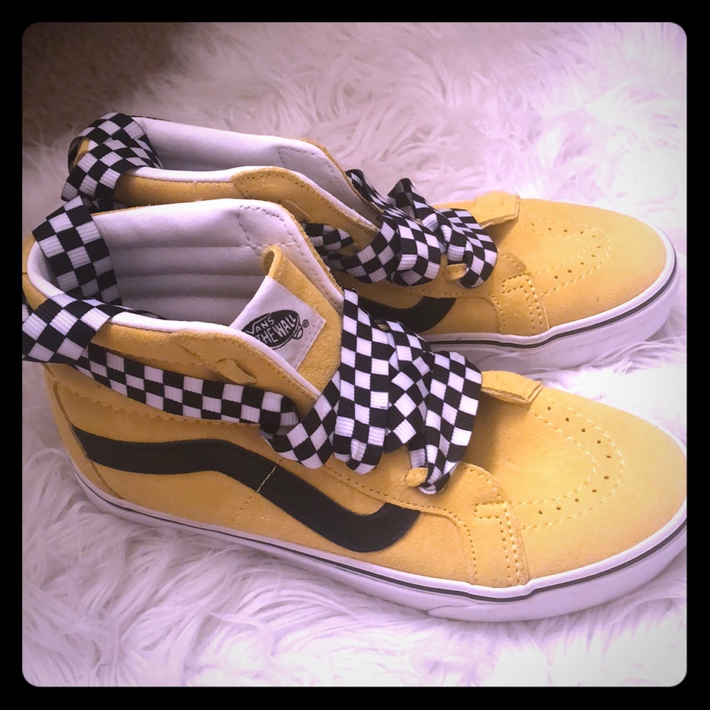 Yellow vans with checkered laces!
